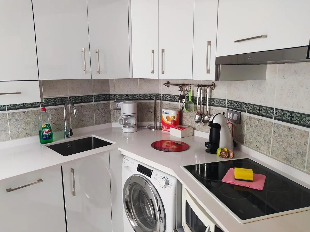 La Carihuela, 1ª Linea, Playa, Fire Stick Amazon, Parking, 2 Dorm, 5 Pers Appartement Torremolinos Spanje
